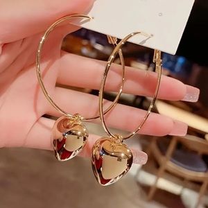 Chic Drop Earrings Trendy Heart Design Golden Or Silvery